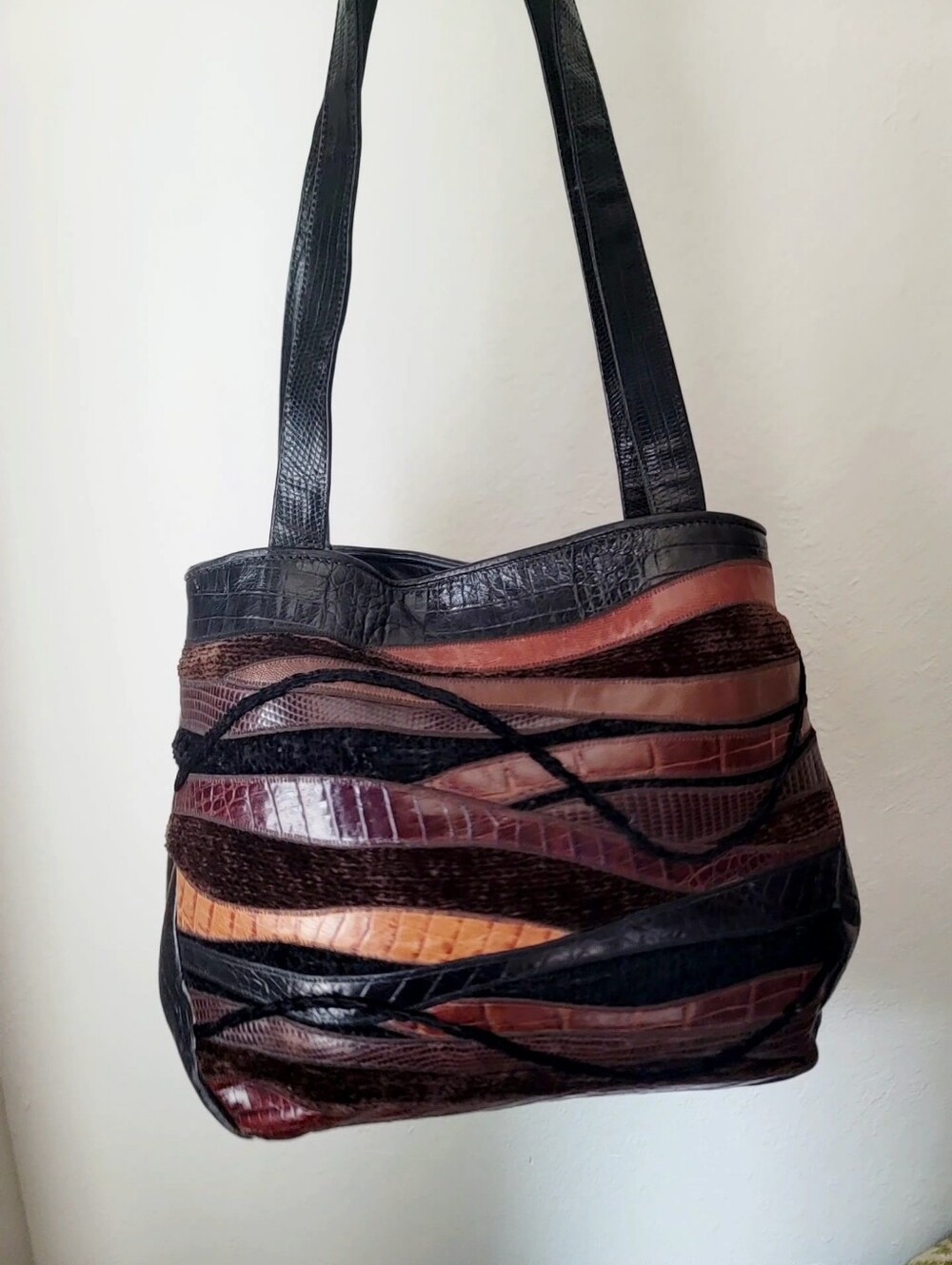 Sharif Vintage 80s Leather Shoulder Bag - Picture 12 of 12